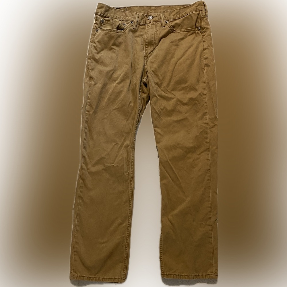 Levi khaki pants, 34W 30L, great condition!